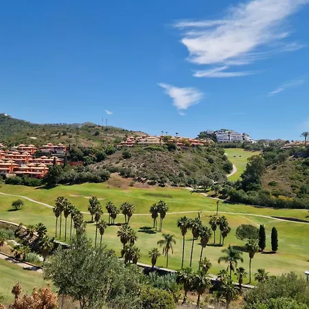 Apartment Elegant 3 Bedroom Next To Santa Clara Golf Marbella